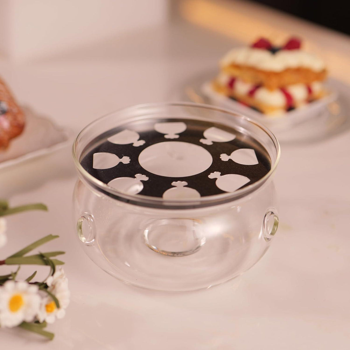 Glasteekanne mit Sieb 1 Liter, Herdplattensicher, Glaswärmer