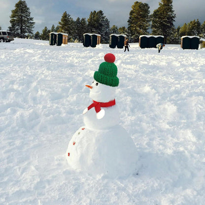 18-teiliges Mini-Weihnachtsmützen und Mini-Schals Set