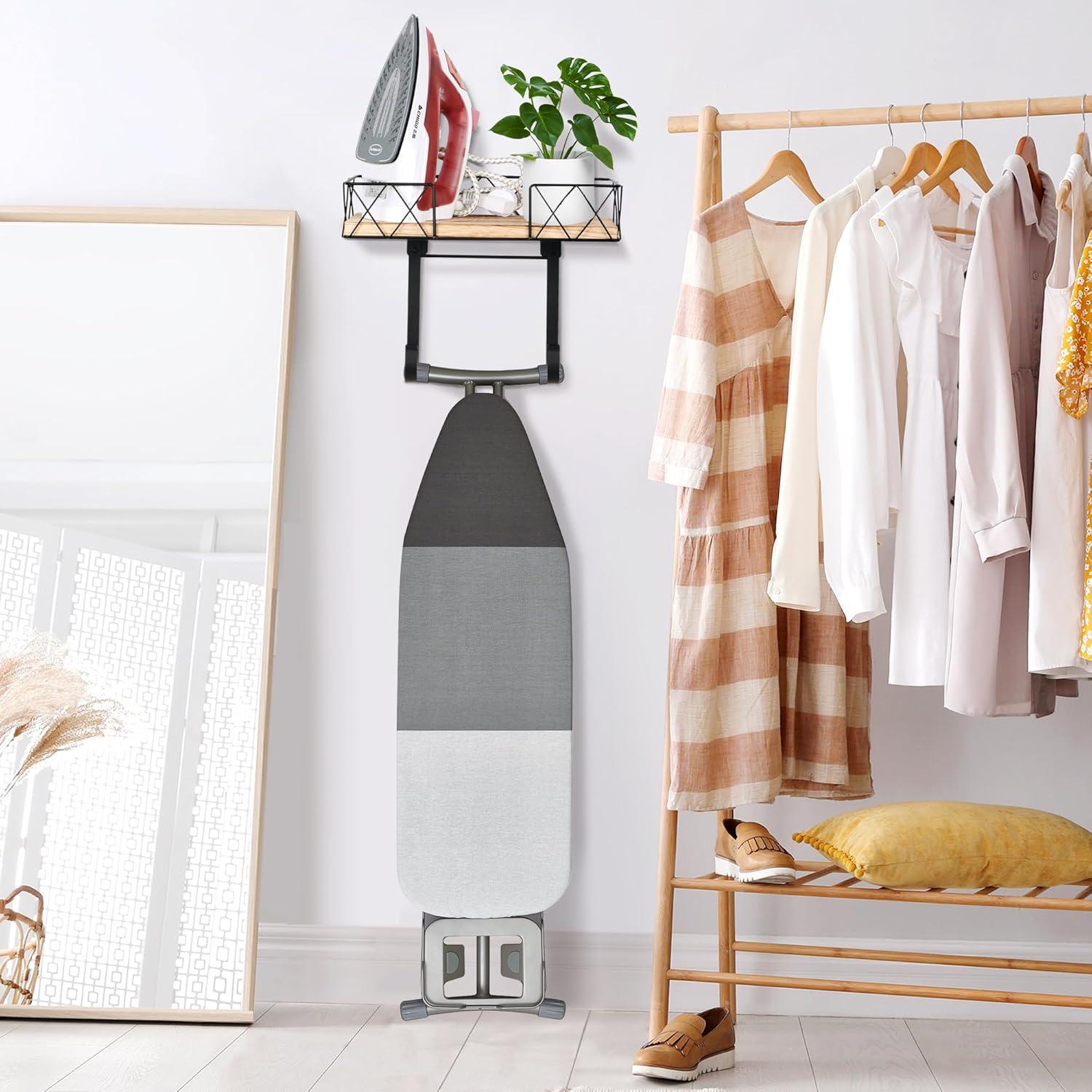 Bügelbretthalter mit Holzablagekorb und verstellbaren