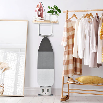 Wandhalterung mit Holzablagekorb und verstellbaren Haken