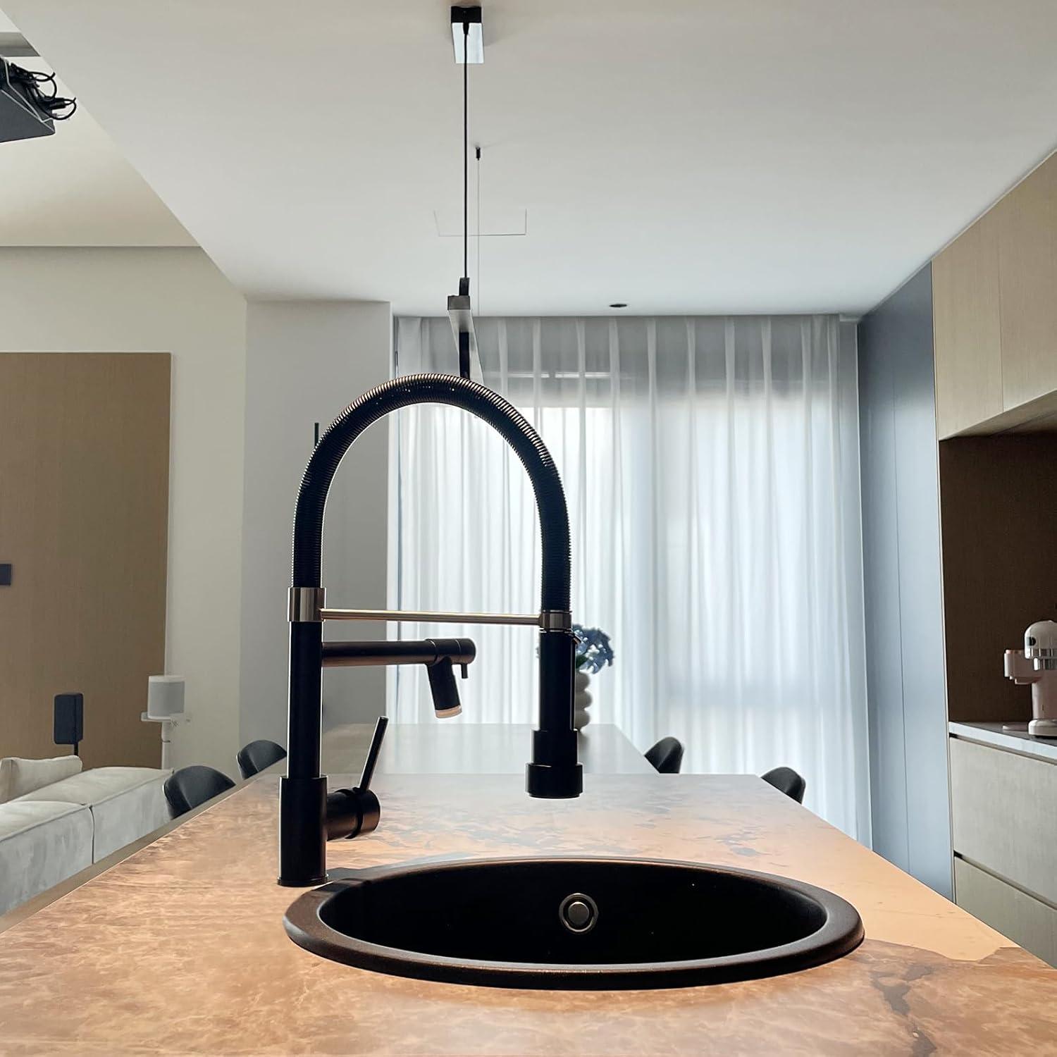 Schwarz Ausziehbarer Wasserhahn mit Sprühfunktion - 360° schwenkbar