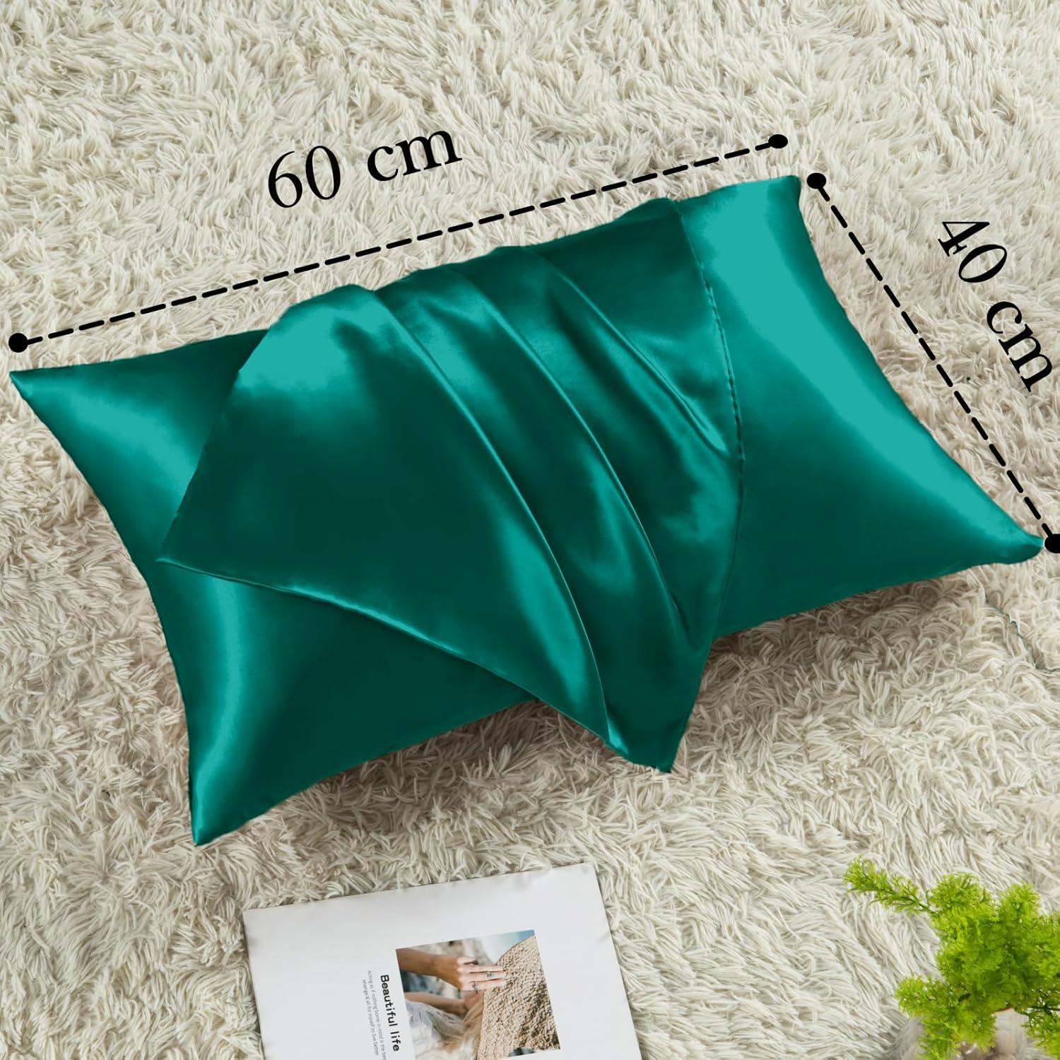 Satin Kissenbezug 40x60 Dunkelgrün mit 2 Haargummis