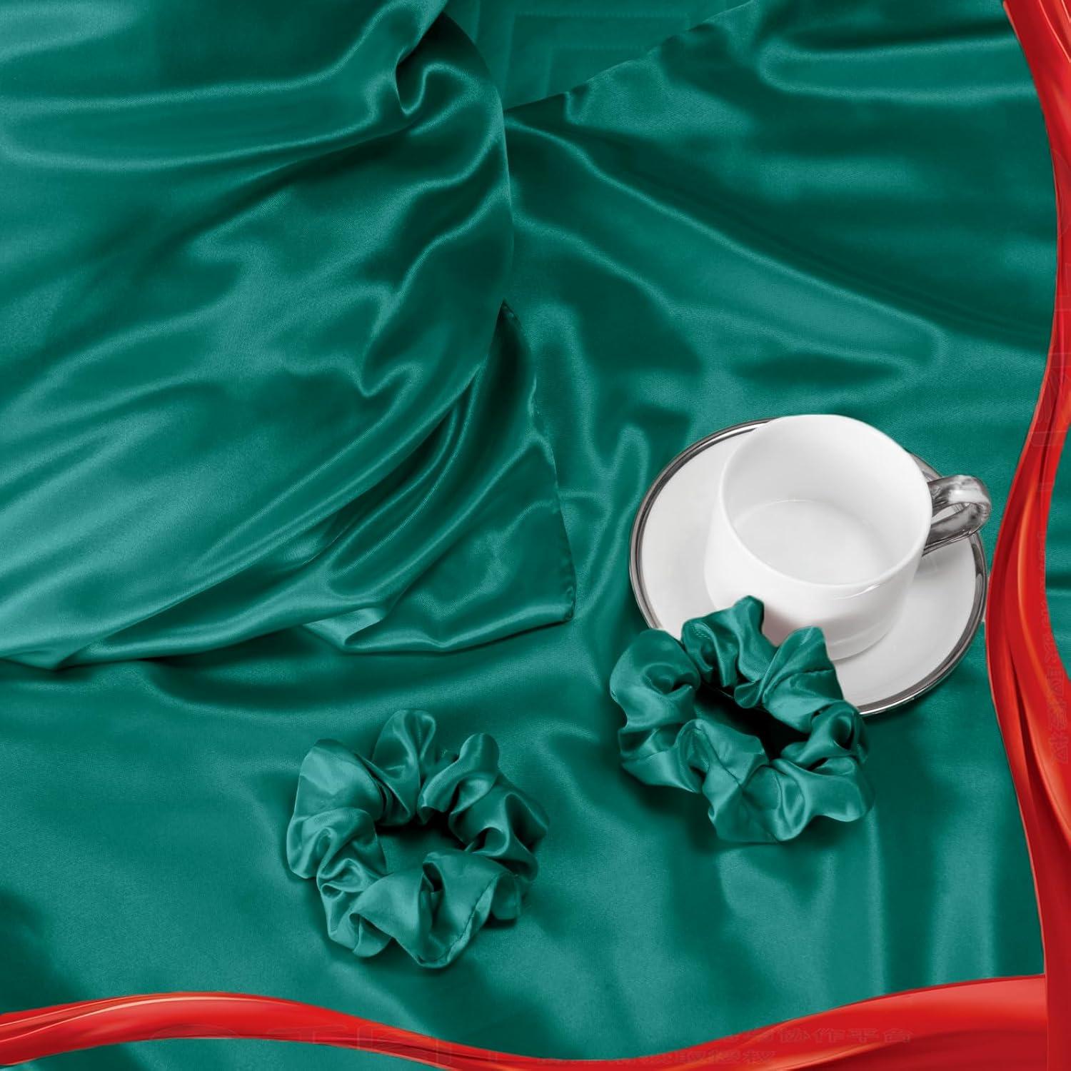 Satin Kissenbezug 2er-Set Dunkelgrün mit Haargummis, 40x70cm