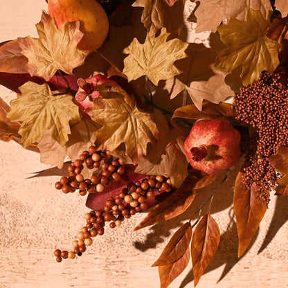 Herbstkranz mit Künstlichen Früchten und Ahornblatt 45cm