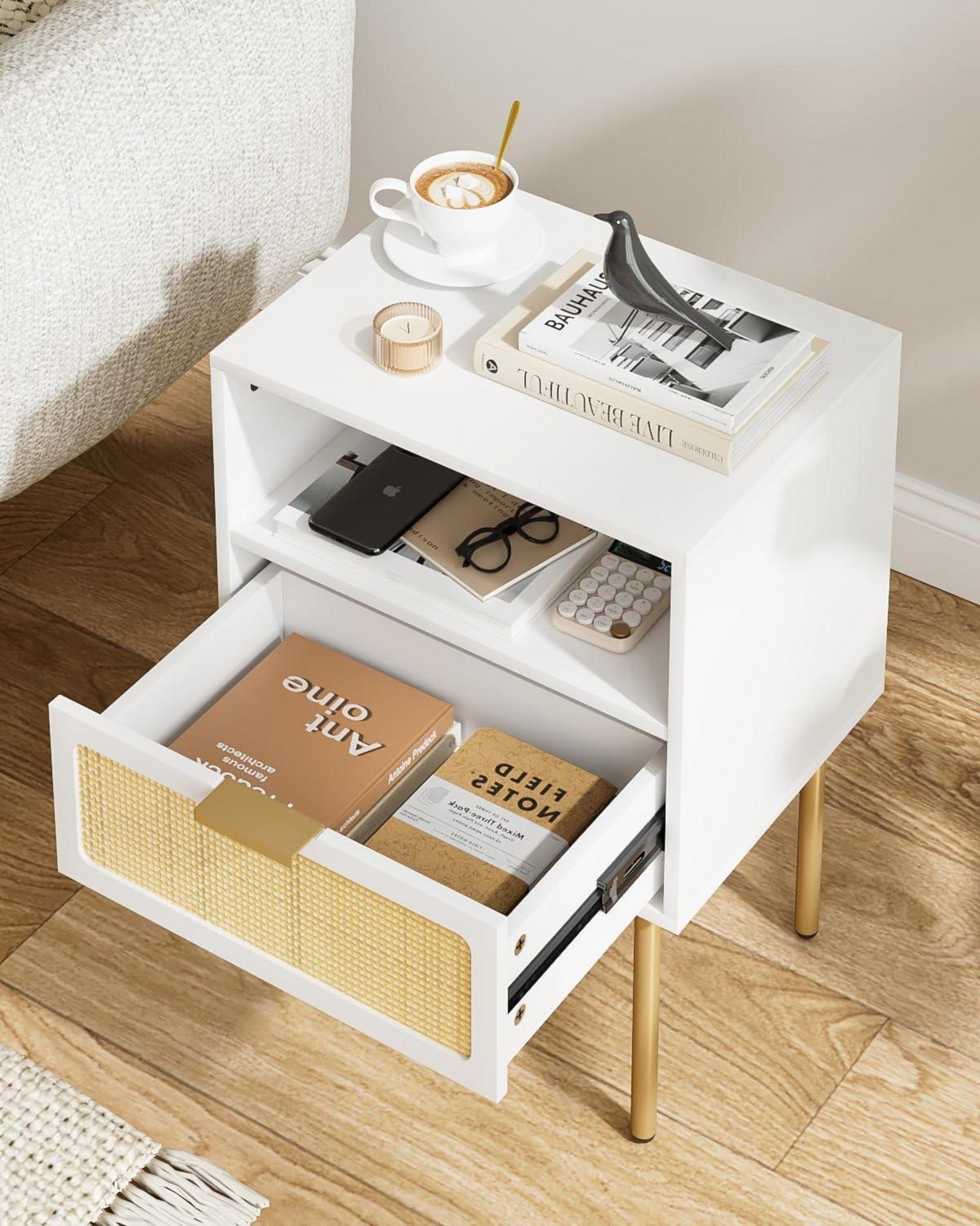 Modernes Rattan-Nachtkästchen mit Schublade, Weiß/Gold, für