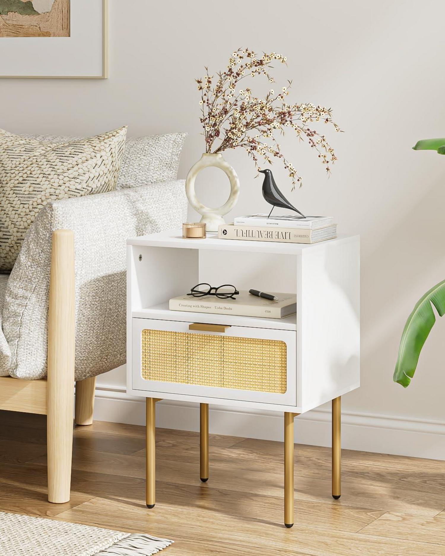 Nachttisch Rattan Weiß Gold 1 Ablage 1 Schublade Modern