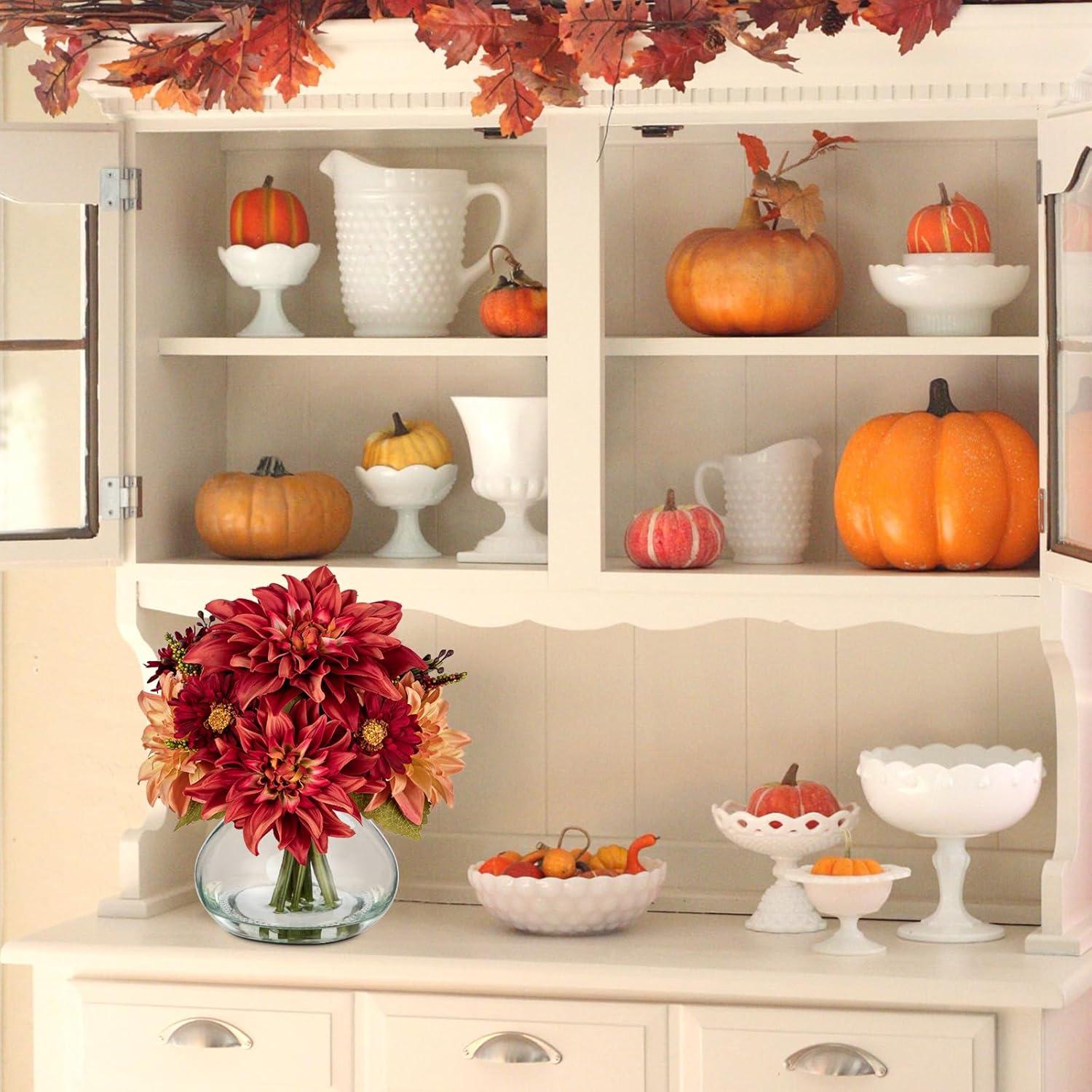 Briful Künstliche Herbst Dahlien Chrysantheme Blumengesteck in Glasvase 27 CM