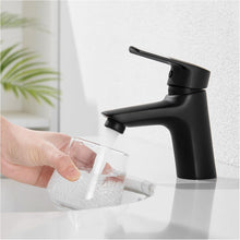 Schwarze Waschtischarmatur mit Keramikventilkern - Wassersparender