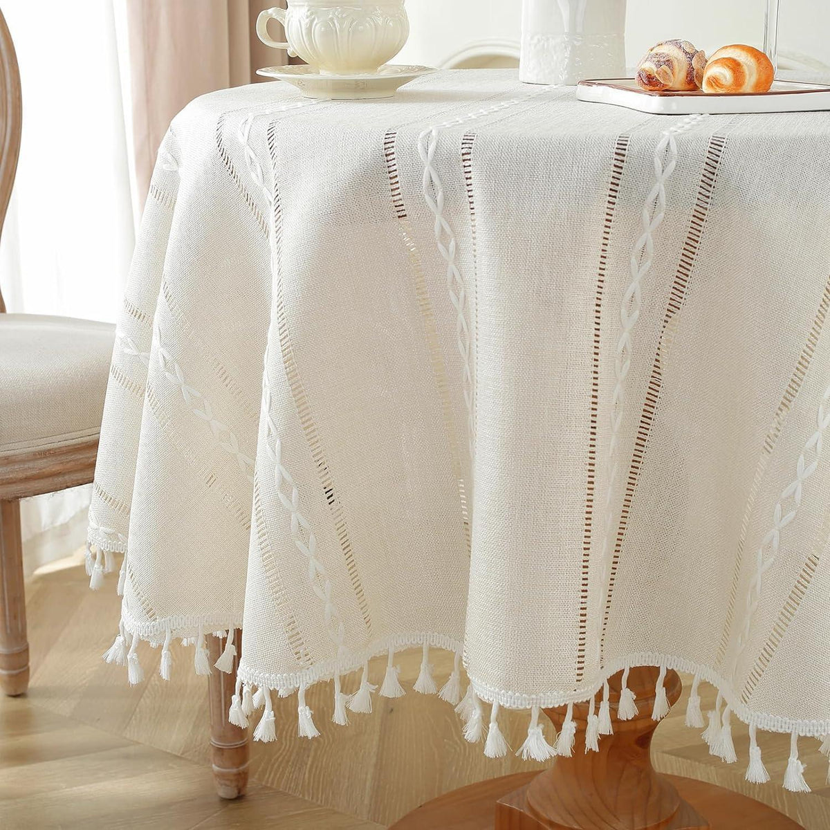 Böhmische Tischdecke rund, Makramee Leinen, 100cm, Elfenbeinweiß