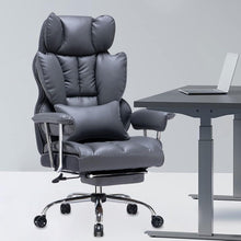 Ergonomischer Bürostuhl mit Fußstütze und Lendenwirbelstütze