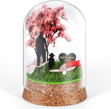 Ewige Blumen im Glas mit Geschenkbox Mama Geschenk Wiese