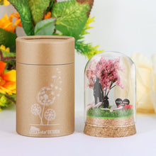 Ewige Blumen im Glas für
