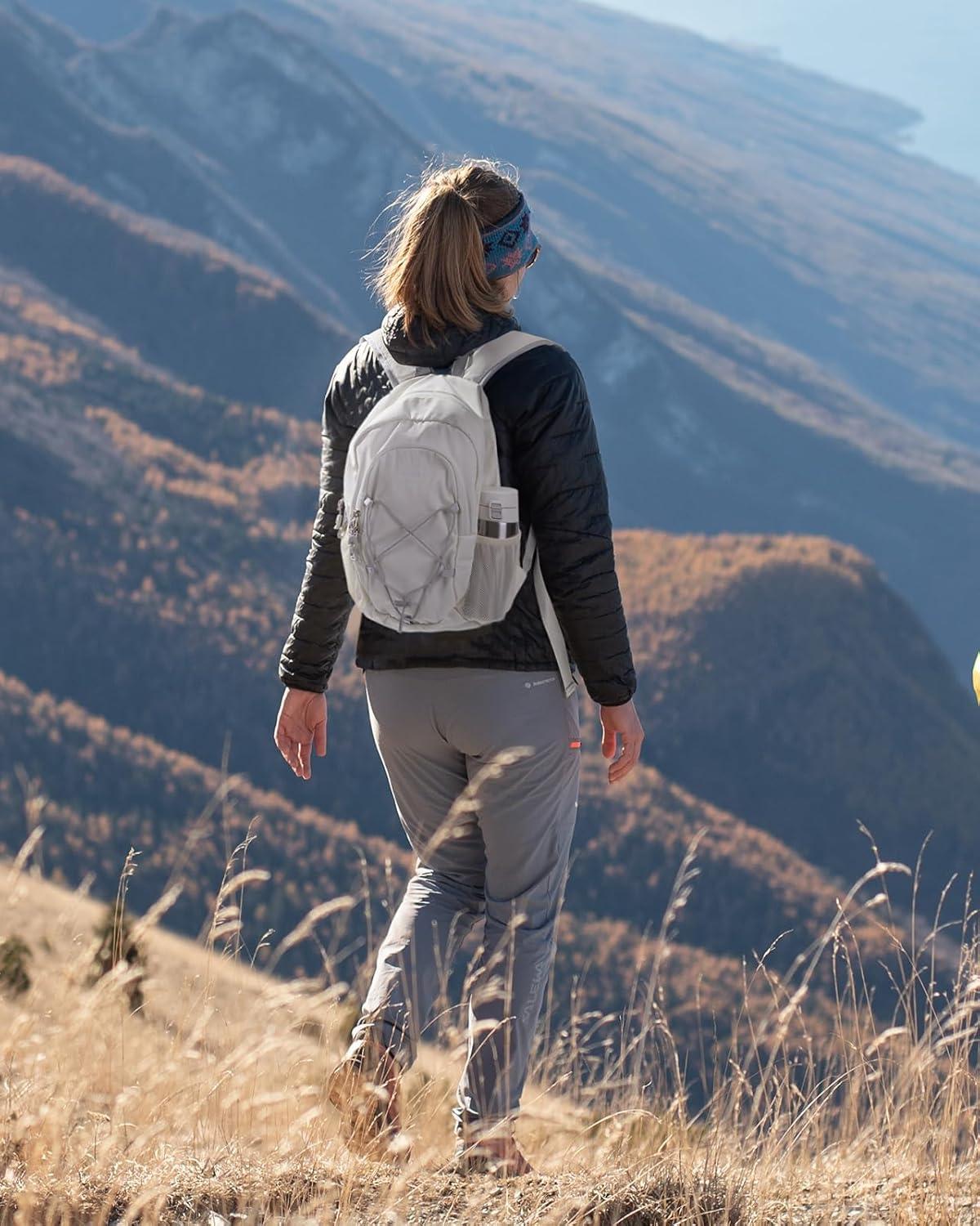 Kleiner Wanderrucksack 12L: Leichter Sportrucksack für Wandern, Reisen, Camping & Fahrrad