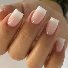 24er Set Weiße Kurze Press-On Nägel - Eckiges Design, Glossy Nude