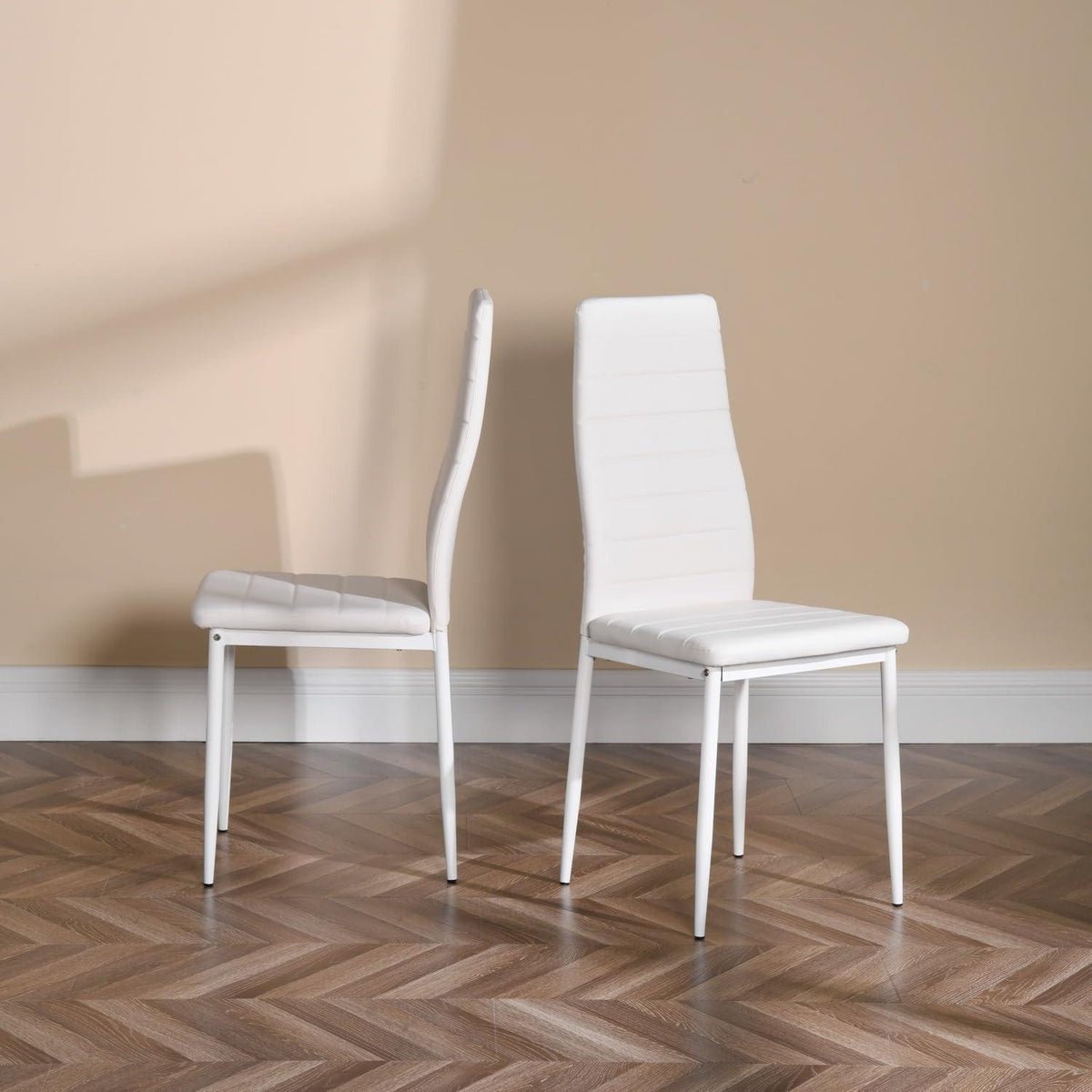 Esszimmergruppe Schwarz Tisch & 4 Weiß Stühle – Modernes 4er Set