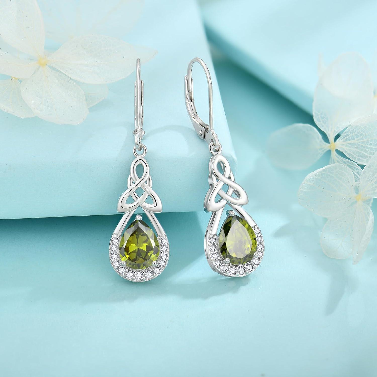 925 Sterling Silber Keltischer Knoten Ohrringe mit Peridot Birthstone