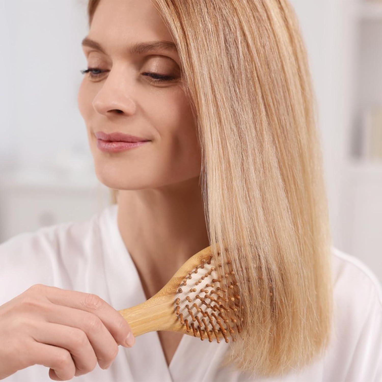 2er Set Bambus Haarbürsten mit Reinigungsbürste - Optimale Haarpflege