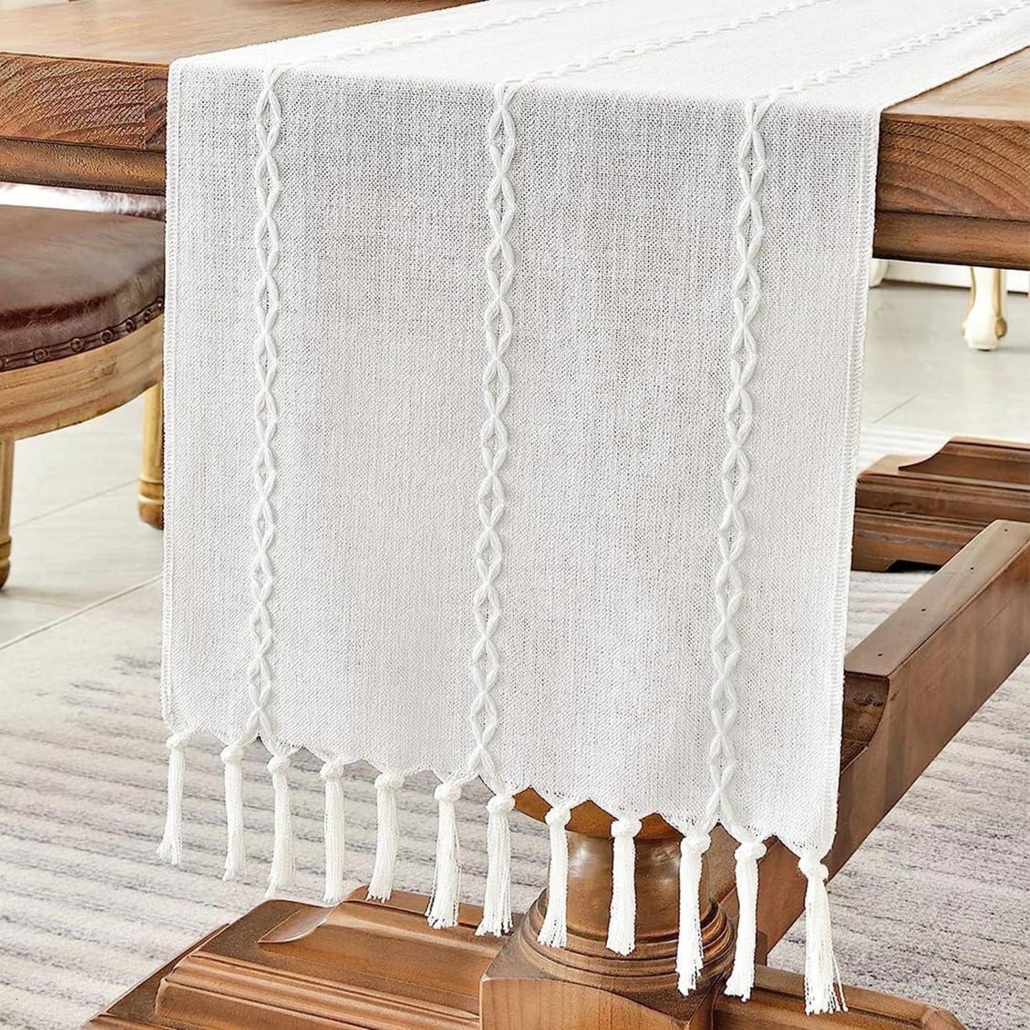 Weißer Baumwoll Tischläufer mit Quasten 33 x 160 cm Landhausstil