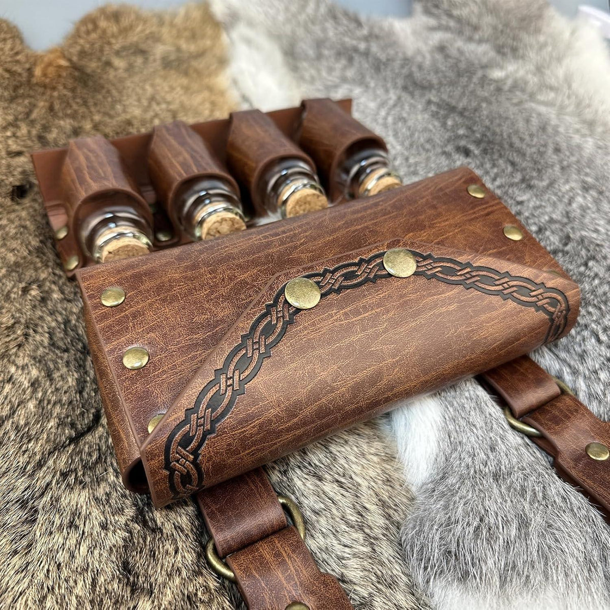 Mittelalterliche Alchemie Gürteltasche mit Zaubertrank Fläschchen