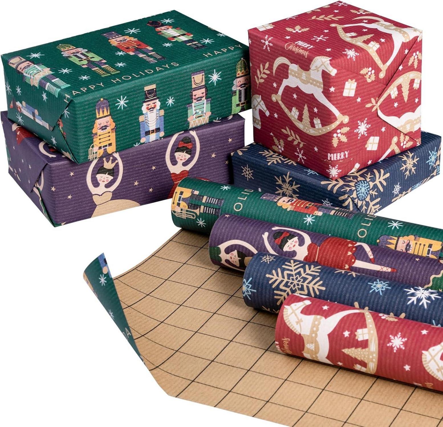 Weihnachts-Geschenkpapierrolle aus Kraftpapier Nussknacker