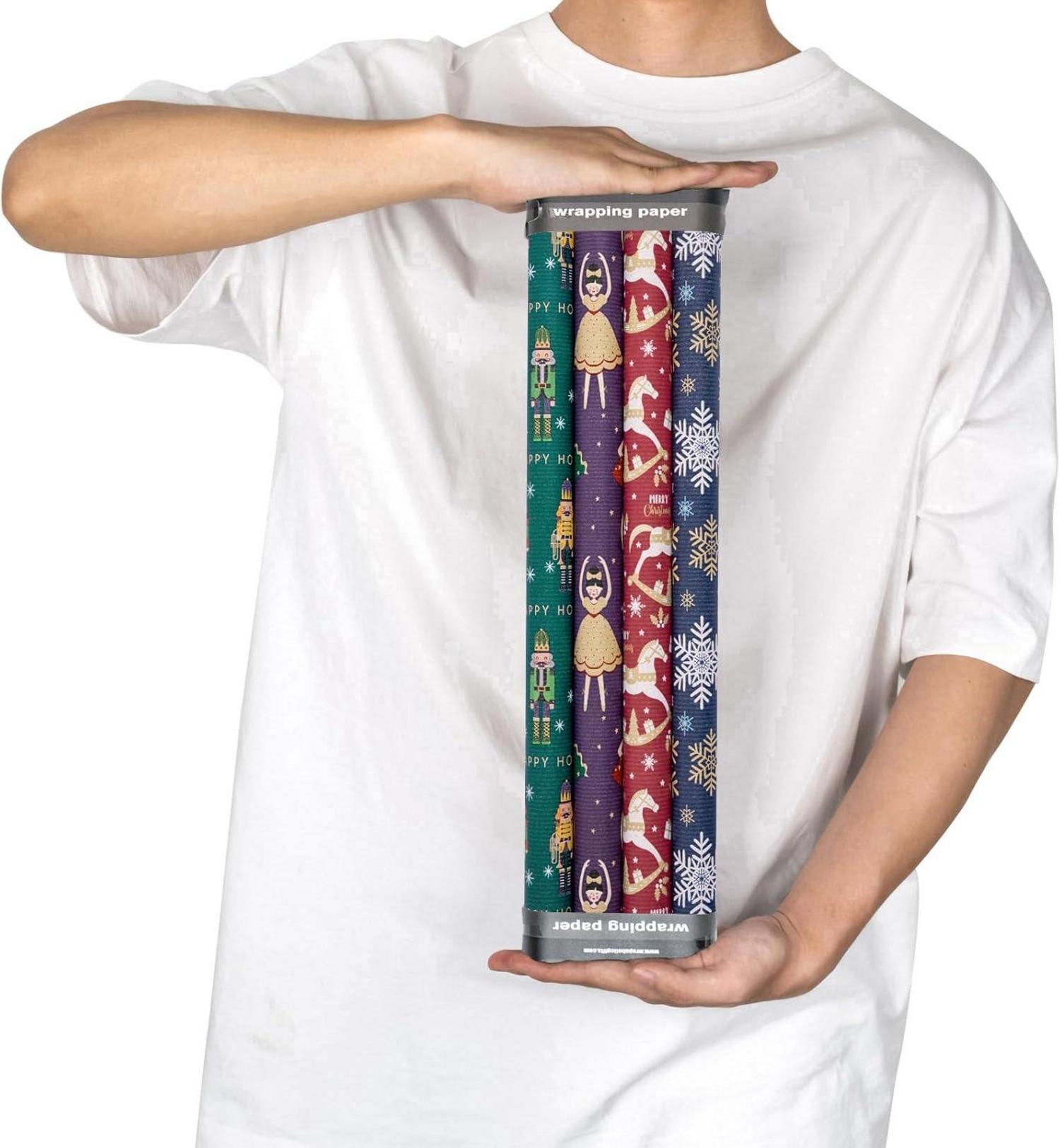 Weihnachts-Geschenkpapierrolle aus Kraftpapier Nussknacker