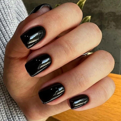 24 Stück Schwarze Press-on-Nails - Kunstnägel Set - French
