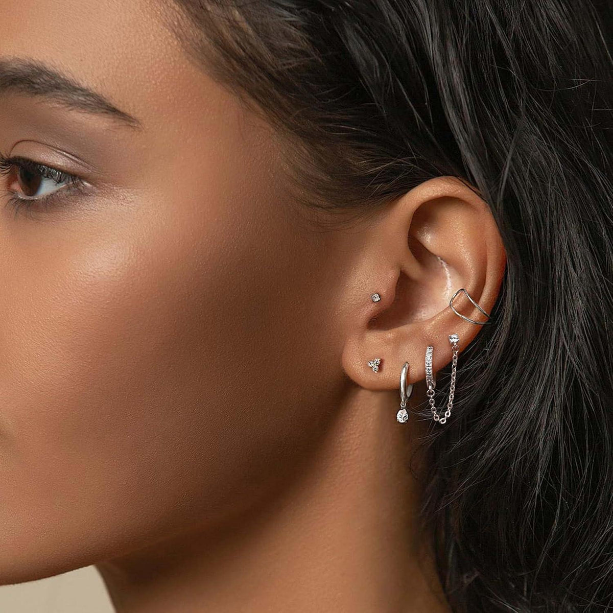 Silberne Creolen mit Kette & Stecker Ohrringe für Damen