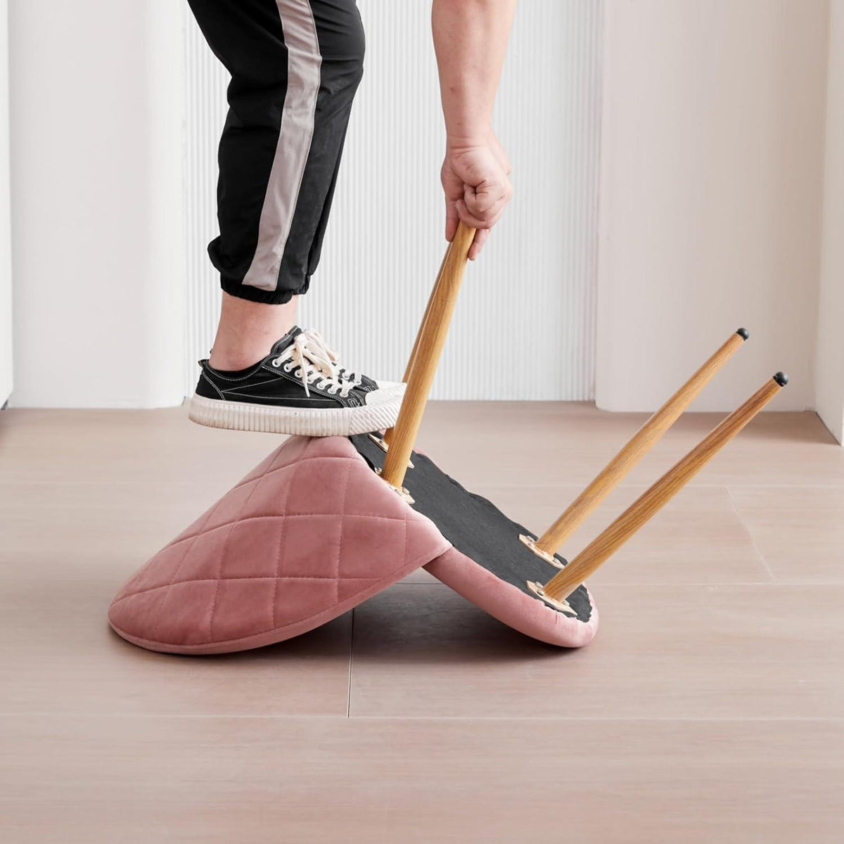 2 Esszimmerstühle Samt, Rosa mit verstellbaren Schutzpolstern
