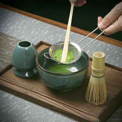 Japanisches Matcha-Tee-Set mit Schneebesen, Zinken, Schale, Schaufel