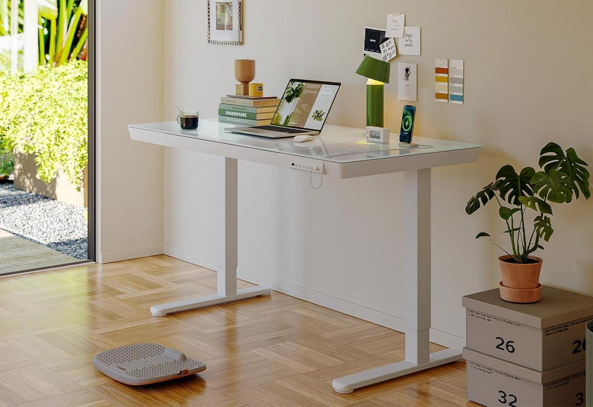 Elektrischer Stehschreibtisch Glasplatte höhenverstellbar