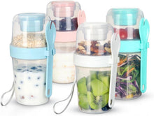 Müslibecher to go mit Doppelschicht-Design und Löffel