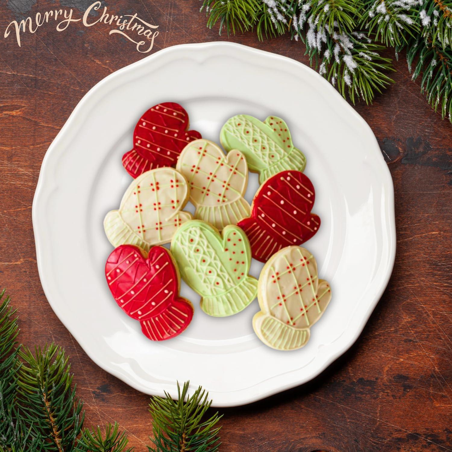 Weihnachts-Ausstechformen Set 4-teilig Backen Plätzchen Ausstecher Festliche Dekoration