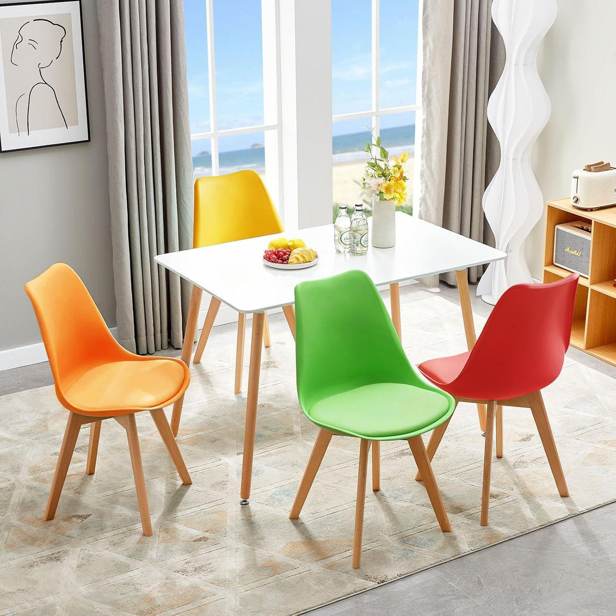 Skandinavische Esszimmerstühle Set (8) – Bunt & Komfortabel