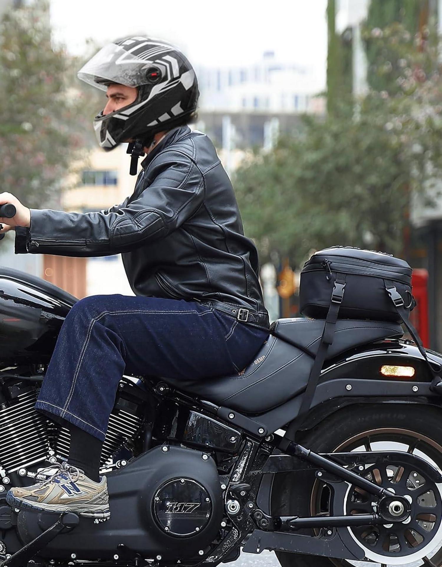Motorrad Satteltasche 7-12L wasserdicht erweiterbar Schwarz
