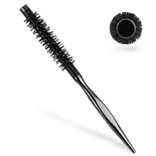 Kleine Lockenbürste für schnelles Haarstyling