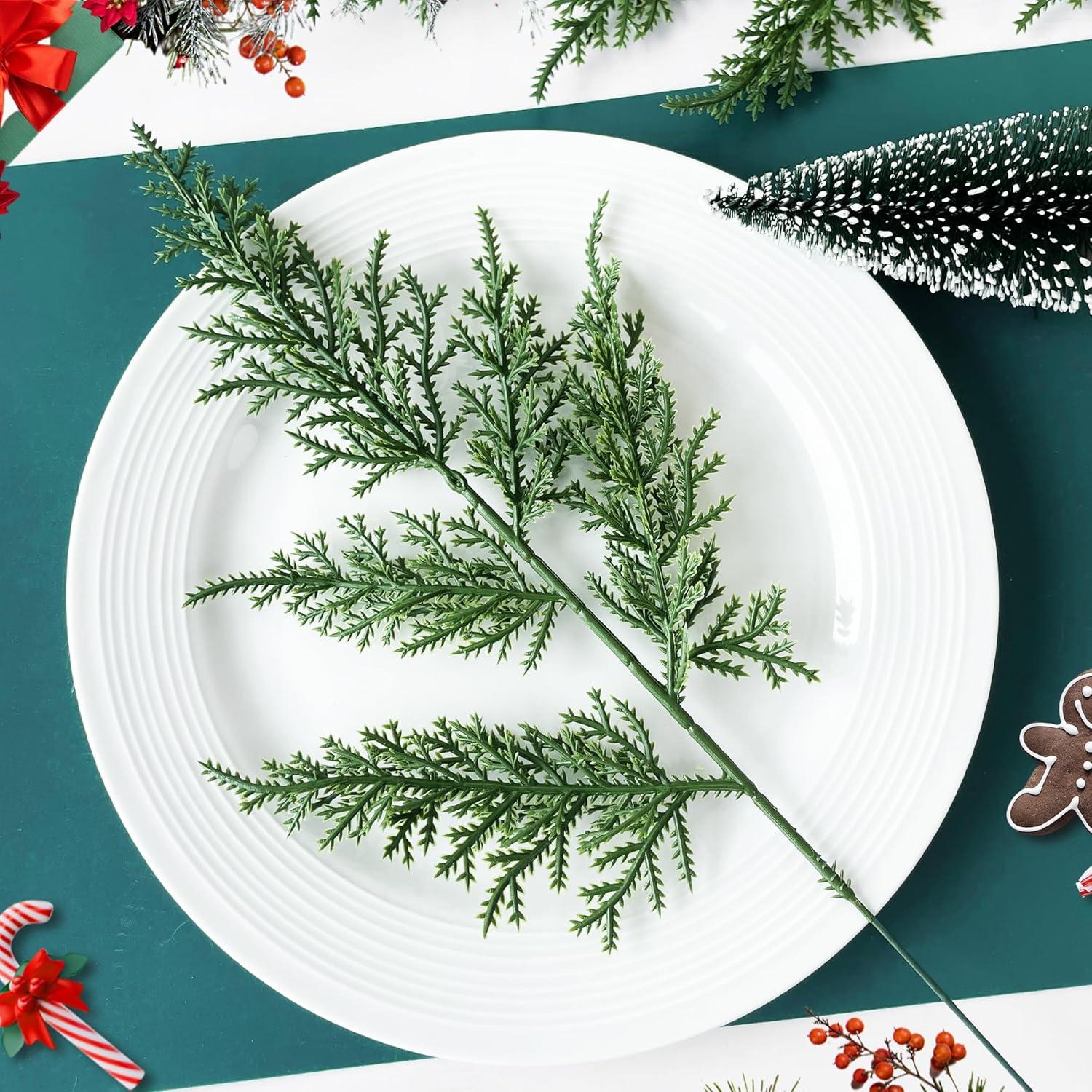 Künstliche Tannenzweige Weihnachtsdeko Kiefernzweig 40 Stück 32CM Unechte Tannengrün