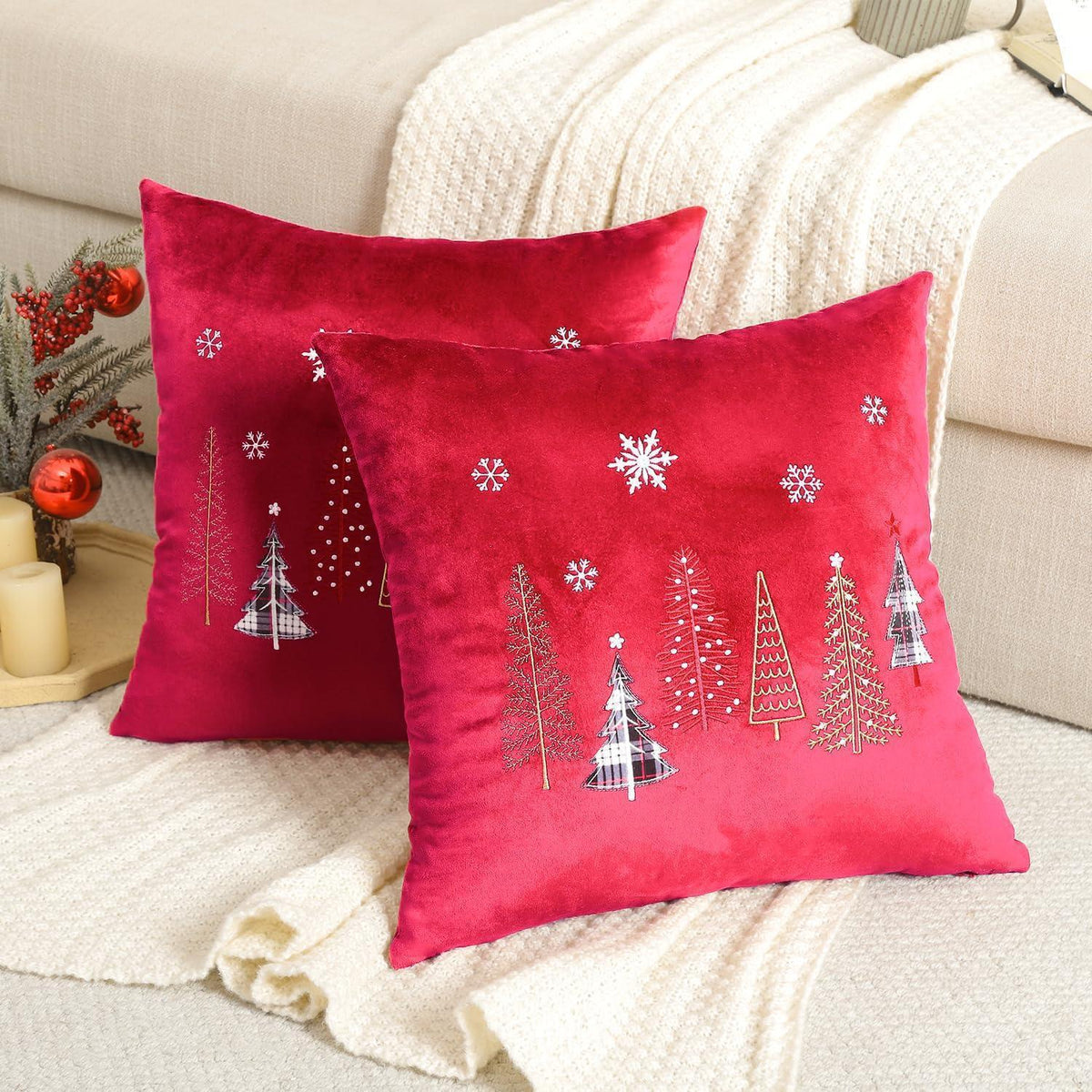 Weihnachtliche Kissenbezüge 60x60 cm - Rot mit Weihnachtsbaum