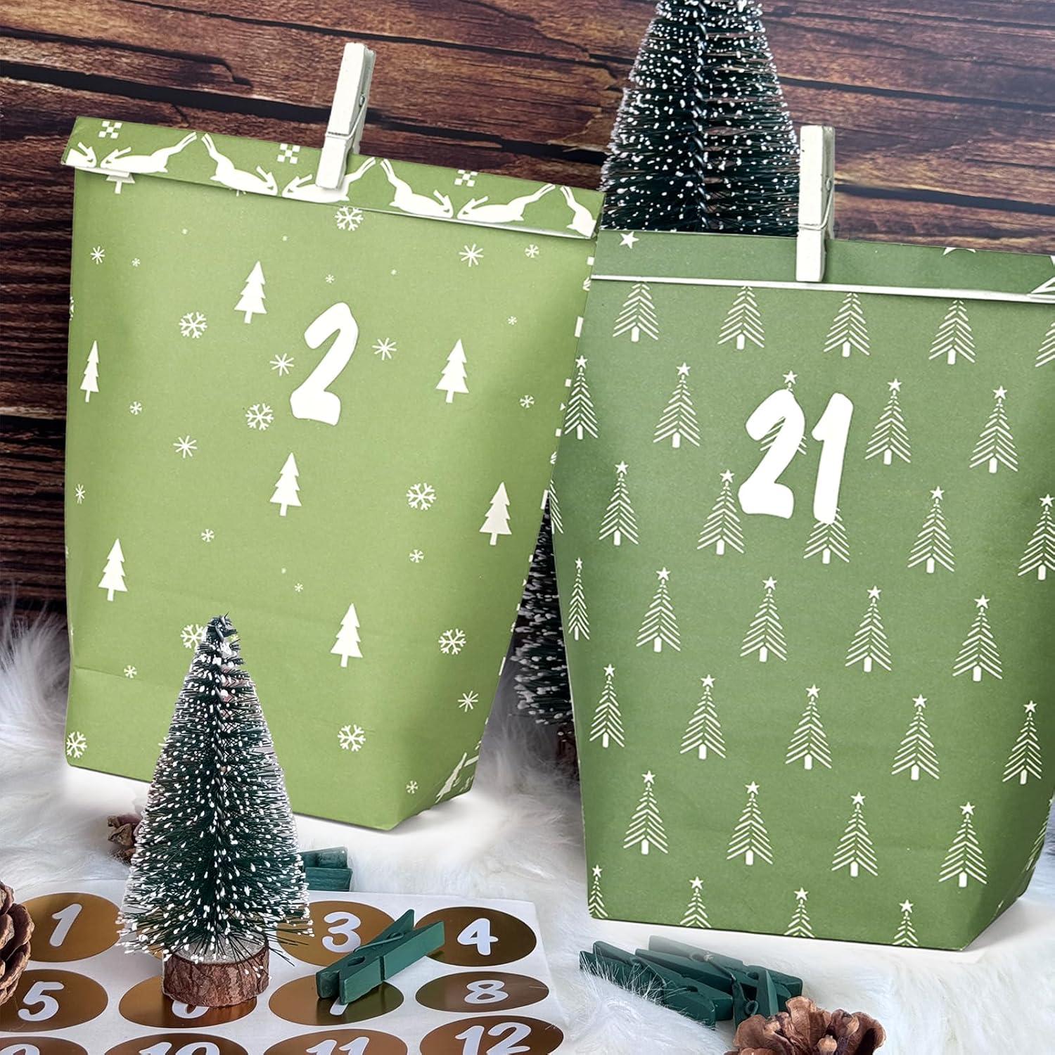 Adventskalender Tüten selbst befüllen grüner Stil