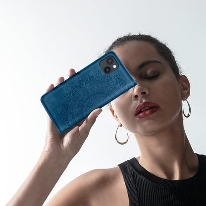 iPhone 15 Hülle Dunkelblau Wallet Leder Prägung Standfunktion 6.1 Zoll