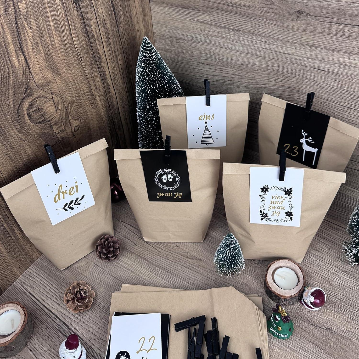 Adventskalender Kraftpapiertüten mit Weihnachtskarten - Bastelset für