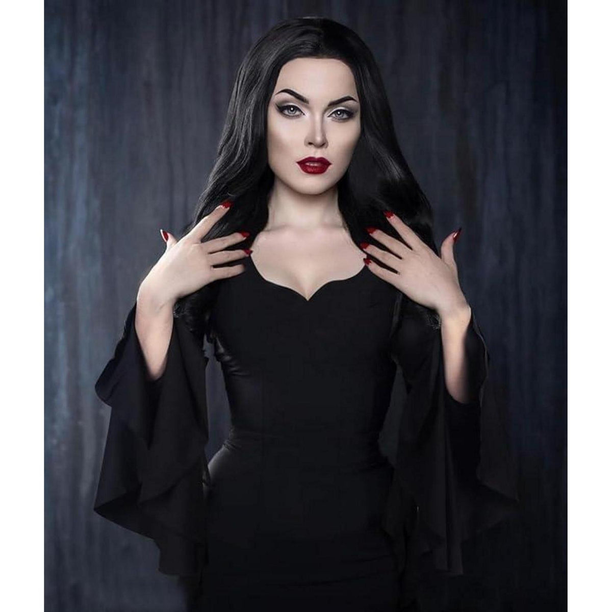 Schwarze lange Perücke Damen Halloween Kostüm Addams Wednesday