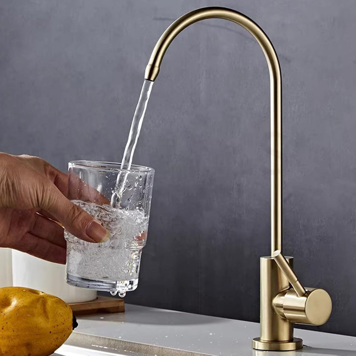 Osmose Wasserhahn gebürstetes Gold – 360° drehbar