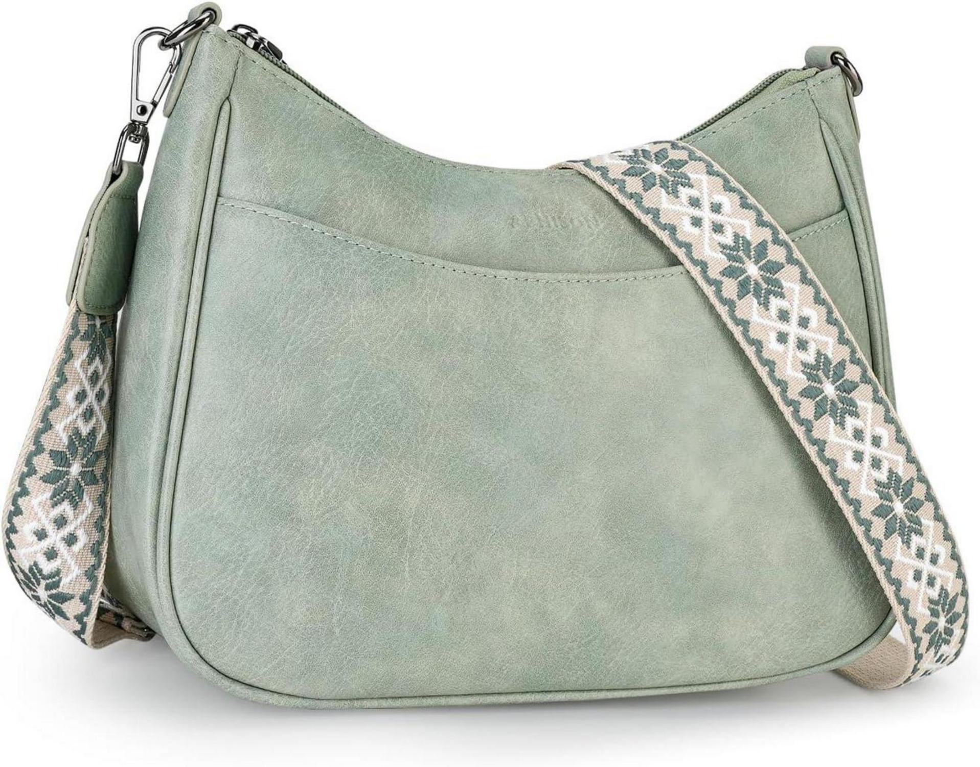Kleine Crossbody Bag blau aus veganem Leder mit breitem Gurt
