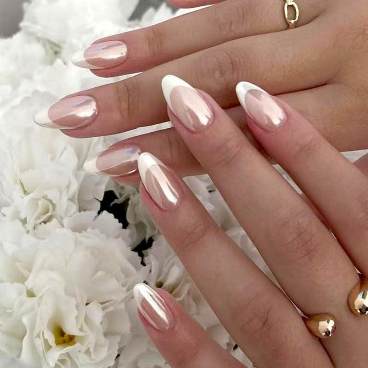 24 Kurz Nägel Aufkleben Pink Weiß Mandel Design