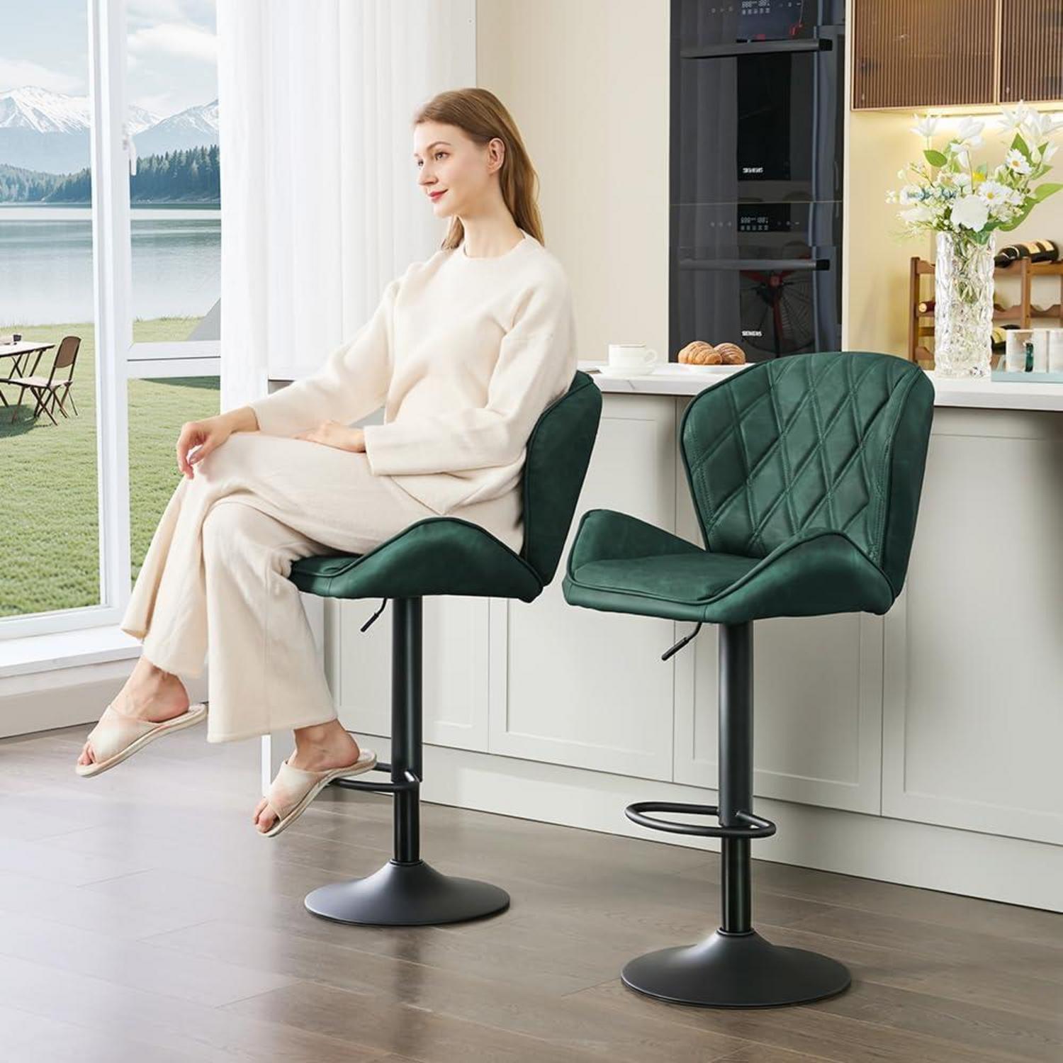 2 Barhocker Tresenhocker gepolstert höhenverstellbar drehbar mit