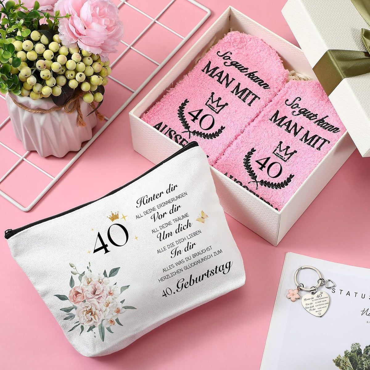 Geburtstagsgeschenk 40. Geburtstag für Frauen: Kosmetiktasche, Socken, Schlüsselanhänger