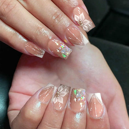 Rosa French Nägel mit Strass & Blumen - 24 Stück