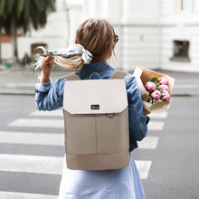 Großer Wasserdichter Laptop Rucksack Damen 15,6 Zoll Elegant