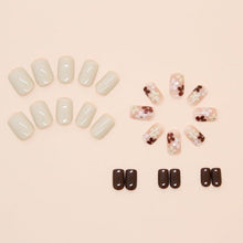 24er Pack Beige Press on Nails mit Blumenmuster