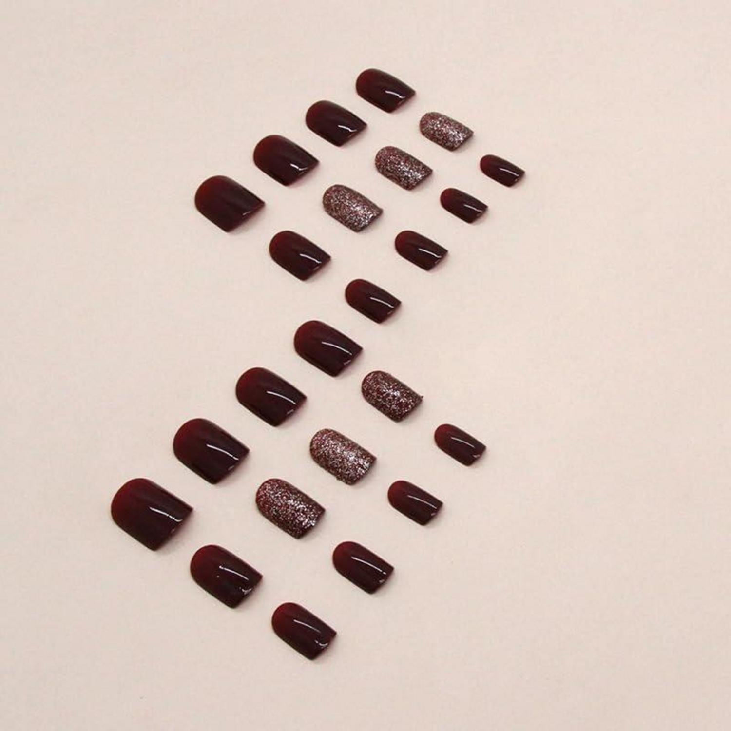 24 Stück Burgundy Einfarbig Nägel Zum Aufkleben Glitter Rot Eckig